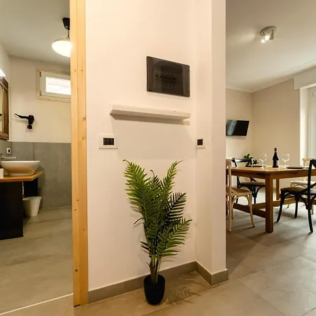 La Corte - Bilocale 6 * Novara
